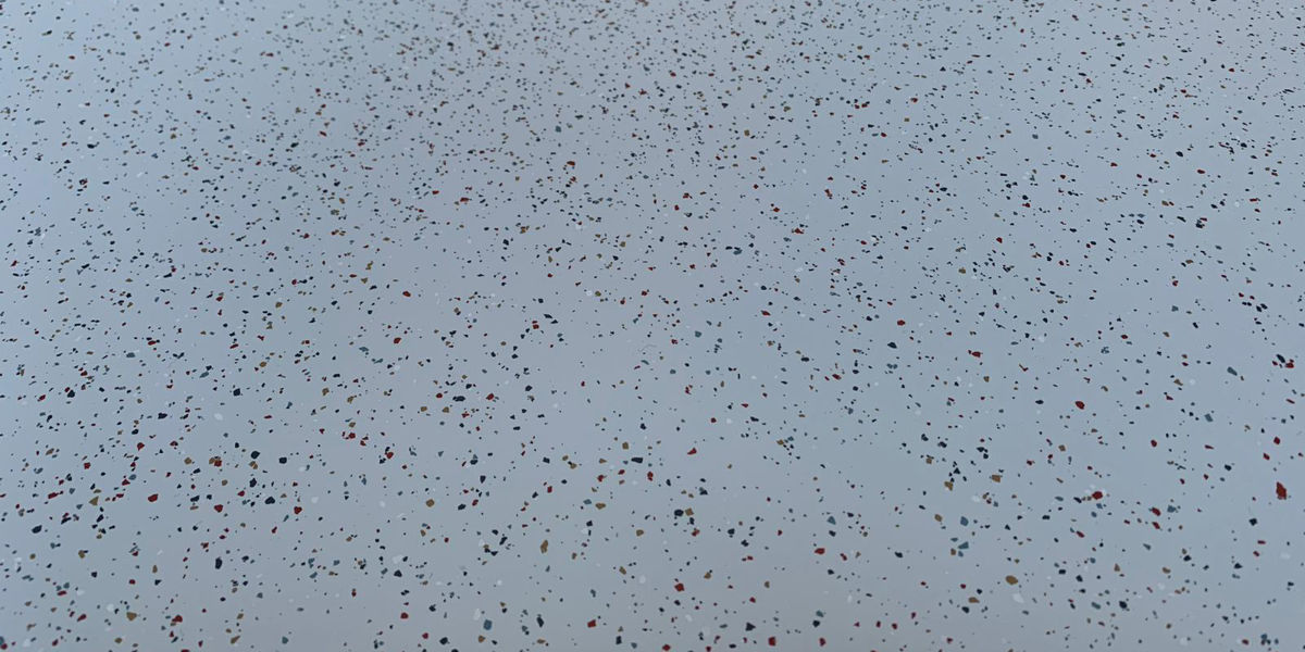 Partial scatter of flakes