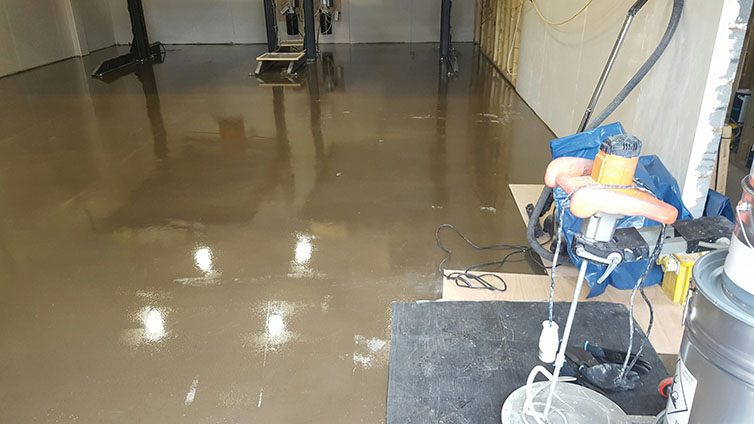 Liquid Epoxy DPM primer.